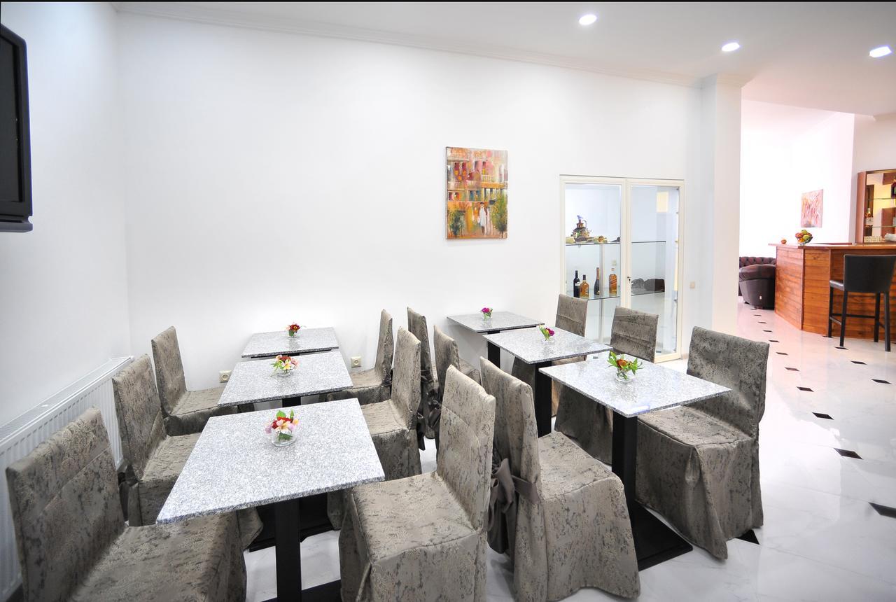 Rk Hotel Tbilisi Luaran gambar