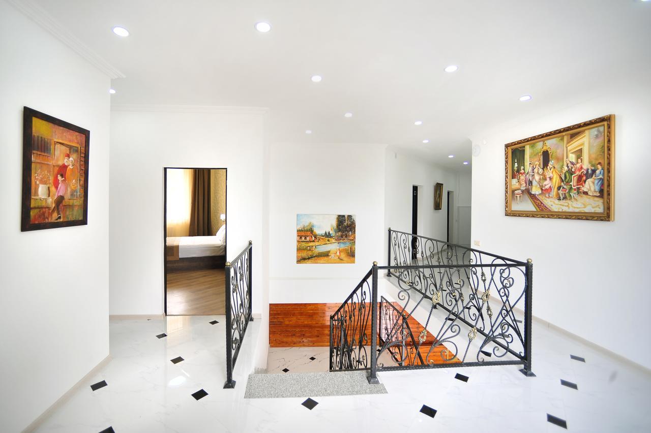Rk Hotel Tbilisi Luaran gambar